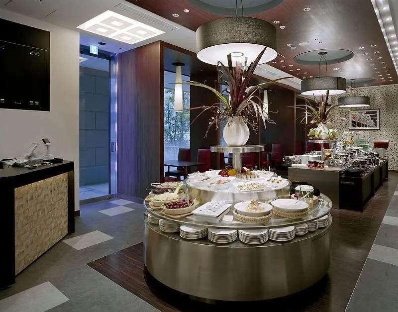 Mitsui Garden Hotel Shiodome Italia-Gai - טוקיו