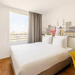فندق B&B Hotel Basel ***