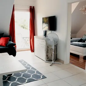شقة فندقية Vienna Airport Residences ***