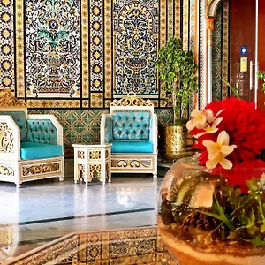 فندق Royal Victoria - Ex British Embassy ****