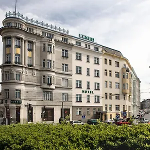 *** Otel Goldene Spinne Avusturya
