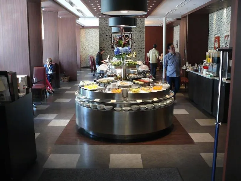 Mitsui Garden Hotel Shiodome Italia-Gai - Tokyo Japan